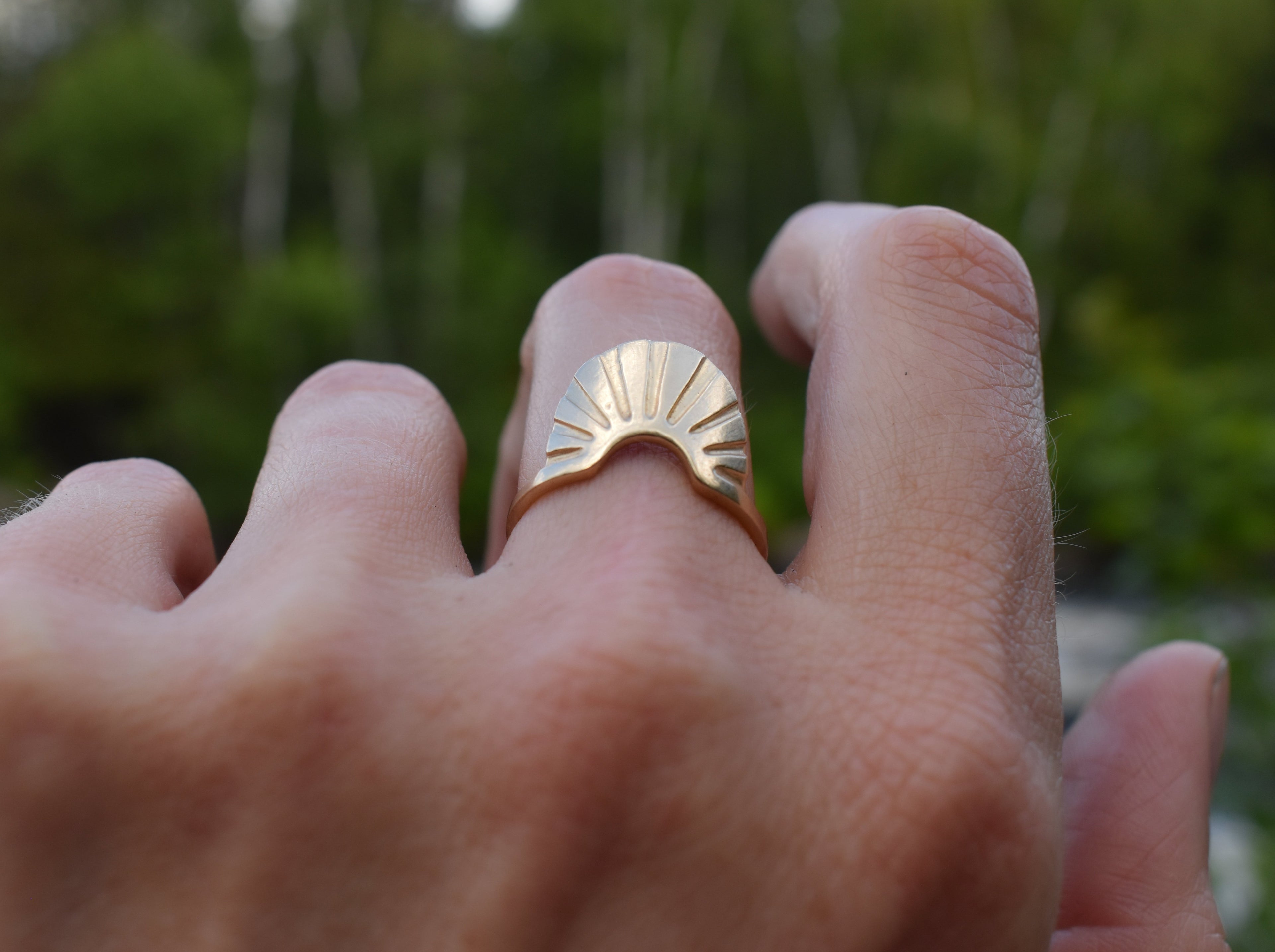 ethical jewelry ethical bridal jewelry sustainably sourced known origin recycled gold nature inspired jewelry ethical sapphires natural sapphires